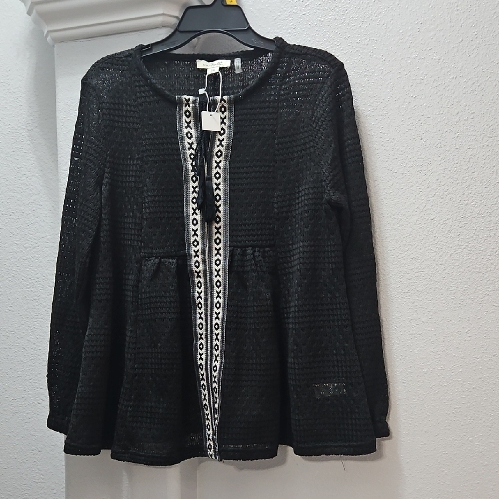Simply Noelle Black Textured Top with White Accents